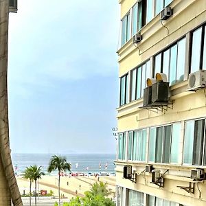 Copacabana - Avenida Atlantica - Praia